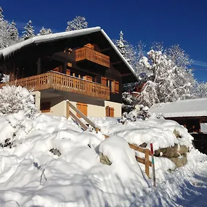 https://chalet-du-meilly.hotels-rhonealpes.com