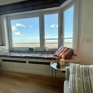 La Brise Et La Mer- Frontaal Zeezicht! Appartement Oostende